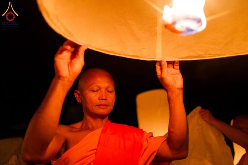 ภาพ No.175648:พิธีทอดกฐิน วัดพระธรรมจาริกบ้านต่อปล้าคี ตำบลแม่สอง อำเภอท่าสองยาง จังหวัดตาก ในโครงการกฐินสามัคคีทั่วไทย 30,000 วัด บูชาธรรม 80 ปี หลวงพ่อธัมมชโย โดยคณะศิษยานุศิษย์วัดพระธรรมกาย วันที่ 15 พฤศจิกายน พ.ศ. 2567