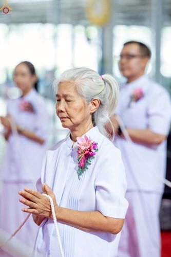 ภาพ No.233981:วันอาทิตย์ที่ 20 กรกฎาคม พ.ศ.2568 พิธีจุดเทียนใจ ไฟนิรันด์ อนันตชัย วัดพระธรรมกาย