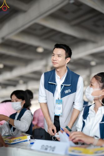 ภาพ No.59375:การอบรมอาสาสมัคร  เตรียมงานและจัดถวายภัตตาหาร แด่พระสังฆาธิการ 10,000 กว่าวัดทั่วประเทศ ในวันที่ 21-22 เมษายน พ.ศ.2567 เพื่องานวันคุ้มครองโลก จัดโดย ชมรมพุทธศาสตร์สากลฯ