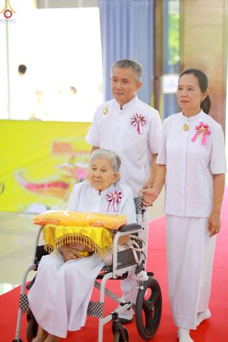 ภาพ No.233400:วันอาทิตย์ที่ 13 กรกฎาคม พ.ศ. 2568 พิธีทอดผ้าป่าสามัคคี "สร้างบ้านพักผู้ปฏิบัติธรรม" ณ ศูนย์ปฏิบัติธรรมจังหวัดระยอง(บ้านช่องลม)