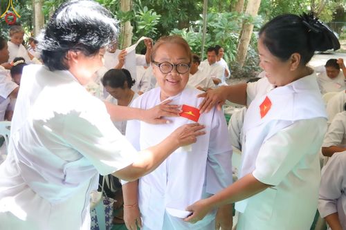 ภาพ No.158297:โครงการอบรมอุบาสก อุบาสิกาแก้ว  ตัวแทนทอดกฐิน 30,000 วัด ทั่วไทย บูชาธรรม 80 ปี หลวงพ่อธัมมชโย ระหว่างวันที่ 20-22 กันยายน พ.ศ. 2567 ณ จังหวัดบุรีรัมย์ รุ่นที่ 3