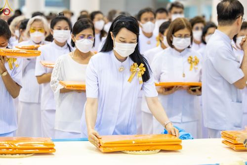 ภาพ No.88973:พิธีทอดผ้าป่าสมทบกฐินครั้งที่ 2 วันศุกร์ที่ 29 กันยายน พ.ศ. 2566 วันเพ็ญขึ้น 15 ค่ำ เดือน 10 ณ ห้องแก้วสารพัดนึก 1 วัดพระธรรมกาย