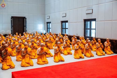 ภาพ No.84232:พิธีขอบรรพชา , พิธีขอสรณคมน์และศีล ,  พิธีรับบาตร , พิธีอุปสมบท ในโครงการบรรพชาอุปสมบทหมู่ธรรมทายาทรุ่นเข้าพรรษา และโครงการบรรพชาสามเณรโรงเรียนนานาชาติ รุ่นที่ 12 ณ โบสถ์พระไตรปิฎก วัดพระธรรมกาย วันที่ 22 กรกฎาคม พ.ศ. 2566