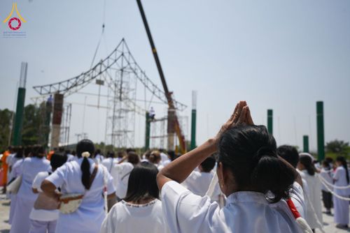 ภาพ No.131535:พิธีทอดผ้าป่ายกค้ำฟ้ามหามงคล อาคาร 80 ปี หลวงพ่อธัมมชโย ณ ศูนย์ปฏิบัติธรรมวิหารแดง ต.เจริญธรรม อ.วิหารแดง จ.สระบุรี วันที่ 17 มีนาคม พ.ศ. 2567