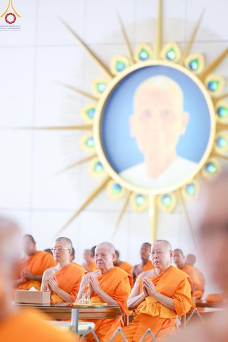 ภาพ No.184812:พิธีถวายภัตตาหารเมนูสวรรค์ "เพื่อการบรรลุธรรม" เนื่องในวาระอายุวัฒนมงคล 84 ปี หลวงพ่อทัตตชีโว วันเสาร์ที่ 21 ธันวาคม พ.ศ. 2567 ณ หอฉันคุณยายอาจารย์ฯ วัดพระธรรมกาย