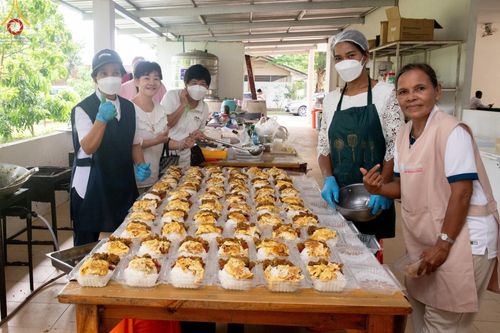 ภาพ No.142173:พิธีถวายสังฆทานแด่คณะสงฆ์ 323 วัด ปีที่ 20 ครั้งที่ 170 , พิธีมอบกองทุนหนุนแรงใจช่วยครูใต้ ปีที่ 17 ครั้งที่ 135 และพิธีทำบุญอุทิศส่วนกุศลให้ผู้วายชนม์ วันเสาร์ที่ 22 มิถุนายน พ.ศ.2567 ณ ศูนย์ปฏิบัติธรรมภาคใต้ อ.บางกล่ำ จ.สงขลา