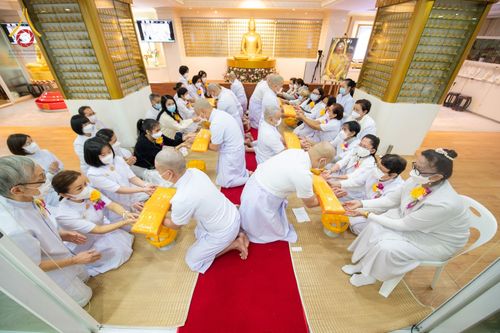 ภาพ No.68075:พิธีบรรพชาสามเณร รุ่นที่ 9 ประจำปี 2565 ณ วัดพระธรรมกายฮ่องกง ประเทศสาธารณรัฐประชาชนจีน วันที่ 24 ธันวาคม พ.ศ. 2565