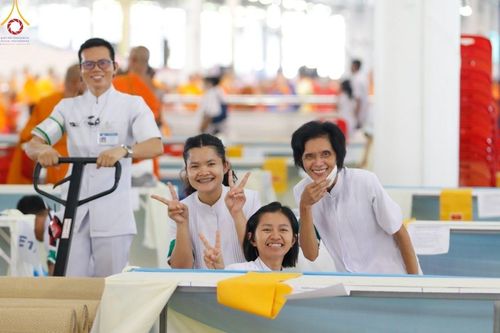 ภาพ No.58250:V.41 เทหมดใจ  ลุยต่อไป ร้อยซาวปี การเตรียมงาน การปฏิบัติงาน และการเก็บงาน ของเจ้าหน้าที่หน่วยงานต่างๆ เพื่อพิธีฉลองอายุวัฒนมงคล 80 ปี หลวงพ่อธัมมชโย และรับถวายมหาสังฆทาน 10,000 กว่าวัดทั่วประเทศ ในวันคุ้มครองโลก จันทร์ที่ 22 เมษายน พ.ศ. 2567