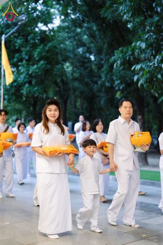 ภาพ No.286465:วันเสาร์ที่ 12 กรกฏาคม พ.ศ.2568 พิธีบรรพชาอุปสมบท  โครงการบรรพชาอุปสมบทหมู่ ธรรมทายาทนานาชาติ(ภาคภาษาจีน), โครงการบรรพชาสามเณร โรงเรียนนานาชาติ รุ่นที 14