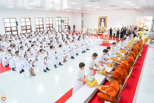 ภาพ No.335913:วันพุธที่ 17 มิถุนายน พ.ศ.2569 พิธีบำเพ็ญกุศลทักษิณานุปทานสัตตมวาร (ครบ 7 วัน) อุทิศถวายพระกุศล แด่สมเด็จพระเจ้าลูกเธอ เจ้าฟ้ากรมหลวงราชสาริณีสิริพัชร มหาวัชรราชธิดา ณ วัดพระธรรมกาย จังหวัดปทุมธานี