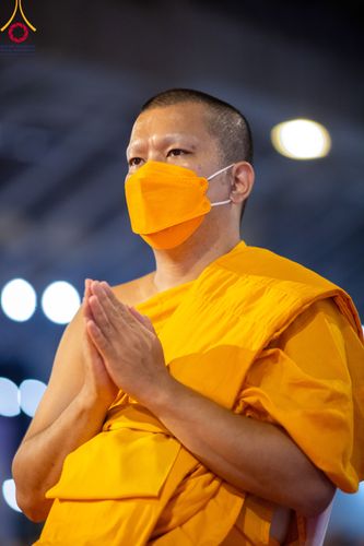 ภาพ No.90439:พิธีฉลองชัยสวดมนต์บทธัมมจักกัปปวัตตนสูตร 5,759,139,139 จบ เนื่องใน 139 ปี วันคล้ายวันเกิดด้วยรูปกายเนื้อ พระมงคลเทพมุนี (สด จนฺทสโร) พระผู้ปราบมาร วันอังคารที่ 10 ตุลาคม พ.ศ. 2566 ณ มหารัตนวิหารคด วัดพระธรรมกาย จ.ปทุมธานี