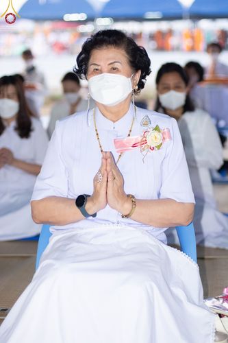 ภาพ No.73845:พิธีถวายภัตตาหารเป็นสังฆทาน แด่คณะพระธรรมยาตราฯ ในโครงการธรรมยาตรากตัญญูบูชา มหาปูชนียาจารย์ พระมงคลเทพมุนี(สด จนฺทสโร) พระผู้ปราบมาร อนุสรณ์สถาน 7 แห่ง ปีที่ 11 วันที่ 23 มกราคม พ.ศ. 2566