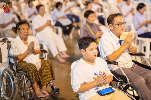 ภาพ No.317735:วันพฤหัสบดีที่ 2 มีนาคม พ.ศ. 2569 พิธีฉลองชัยชิตังเม สวดธัมมจักกัปวัตนสูตร ครบ 8,252,828,282 จบ ในวันขึ้น 15 ค่ำ เดือน 5 ณ วัดพระธรรมกาย จังหวัดปทุมธานี