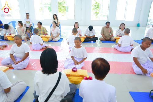 ภาพ No.319648:วันเสาร์ที่ 4 เมษายน พ.ศ.2569 พิธีขอขมา มอบผ้าไตร บรรพชาสามเณร ศูนย์อบรมเยาวชนนครปฐม