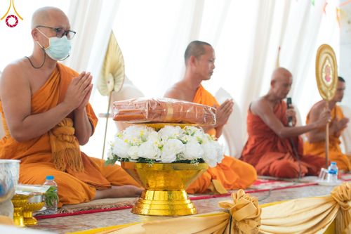 ภาพ No.64052:พิธีทอดกฐินสามัคคีทั่วไทย 5,000 วัด โดยคณะศิษยานุศิษย์วัดพระธรรมกาย น้อมบูชาธรรม 78 ปี หลวงพ่อธัมมชโย วันจันทร์ ที่ 7 พฤศจิกายน พ.ศ. 2565 ณ วัดโคกขาม ต.โบสถ์ อ.พิมาย จ.นครราชสีมา