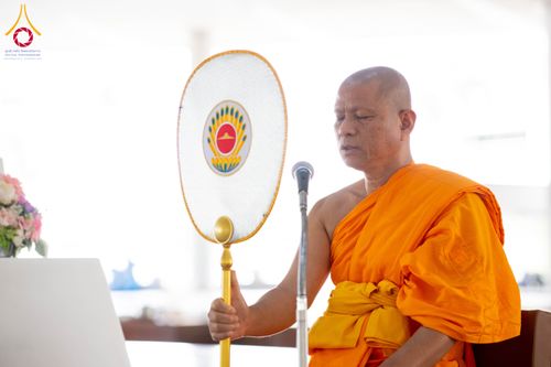 ภาพ No.326695:วันที่ 1 พฤษภาคม พ.ศ.2569 พิธีบุพเปตพลี ครั้งที่ 181 ร่วมอุทิศบุญแด่หมู่ญาติที่ล่วงลับไปแล้ว และสืบทอดอายุพระพุทธศาสนา ณ หอฉันคุณยายอาจารย์ฯ วัดพระธรรมกาย