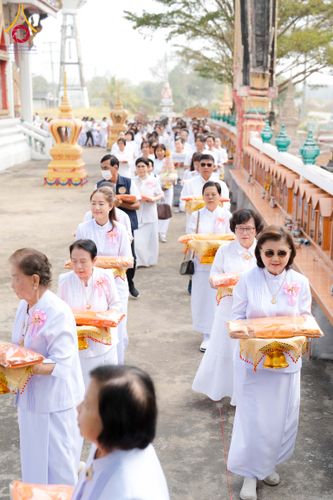 ภาพ No.298933:วันที่ 20 มกราคม พ.ศ. 2569 พิธีทอดผ้าป่าทำนุบำรุงศาสนสถาน ณ วัดใหม่นพรัตน์ ต.เนินพระปรางค์ อ.สองพี่น้อง จ.สุพรรณบุรี ในโครงการธรรมยาตรา กตัญญูบูชา มหาปูชนียาจารย์ พระมงคลเทพมุนี(สด จนฺทสโร) พระผู้ปราบมาร อนุสรณ์สถาน 7 แห่ง ปีที่ 14