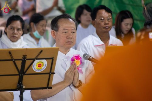 ภาพ No.297989:วันที่ 19 มกราคม พ.ศ. 2569 พิธีถวายภัตตาหารเป็นสังฆทาน แด่พระธรรมยาตรา ณ อนุสรณ์สถานบางปลา วัดบางปลา อำเภอบางเลน จังหวัดนครปฐม ในโครงการธรรมยาตรา กตัญญูบูชา มหาปูชนียาจารย์ พระมงคลเทพมุนี(สด จนฺทสโร) พระผู้ปราบมาร อนุสรณ์สถาน 7 แห่ง ปีที่ 14