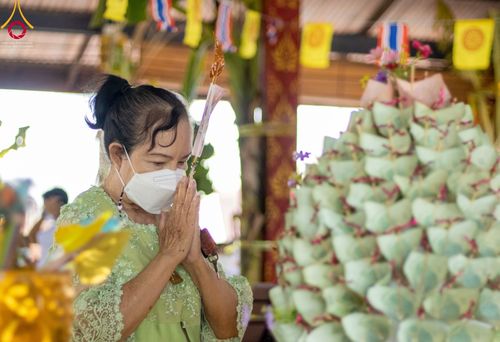 ภาพ No.64291:พิธีทอดกฐินสามัคคีทั่วไทย 5,000 วัด โดยคณะศิษยานุศิษย์วัดพระธรรมกาย น้อมบูชาธรรม 78 ปี หลวงพ่อธัมมชโย  วันอังคารที่ 8 พฤศจิกายน พ.ศ. 2565  ณ วัดโปรยฝน อ.หนองเสือ จ.ปทุมธานี