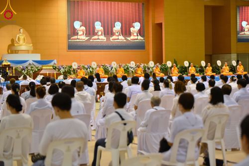 ภาพ No.90771:พิธีบำเพ็ญกุศลสวดพระอภิธรรม  อุบาสกถาวร พรหมถาวร (อุบาสกผู้ปั้นพระ) คืนที่ 3 วันจันทร์ที่ 16 ตุลาคม พ.ศ. 2566 ณ ห้องแก้วสารพัดนึก 1 สภาธรรมกายสากล วัดพระธรรมกาย จ.ปทุมธานี