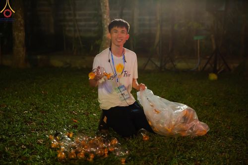 ภาพ No.156605:วัดพุทธบาหลีและวัดพระธรรมกาย จัดปฏิบัติธรรมนานาชาติ 1,151 คนจาก 78 ประเทศ ใน "วันสันติภาพสากล" ณ บาหลี อินโดนีเซีย วันเสาร์ที่ 21 กันยายน พ.ศ. 2567 เวลา 16.00-21.00 น. ณ พิพิธภัณฑ์ ARMA เมืองอูบุด จังหวัดบาหลี ประเทศอินโดนีเซีย