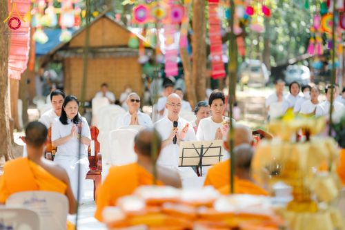 ภาพ No.169542:พิธีทอดกฐิน ณ ศูนย์ปฏิบัติธรรมนานาชาติตะวันพร้าว จ.เชียงใหม่ ในโครงการกฐินสามัคคีทั่วไทย 30,000 วัด บูชาธรรม 80 ปี หลวงพ่อธัมมชโย โดยคณะศิษยานุศิษย์วัดพระธรรมกาย วันที่ 25 ตุลาคม พ.ศ. 2567