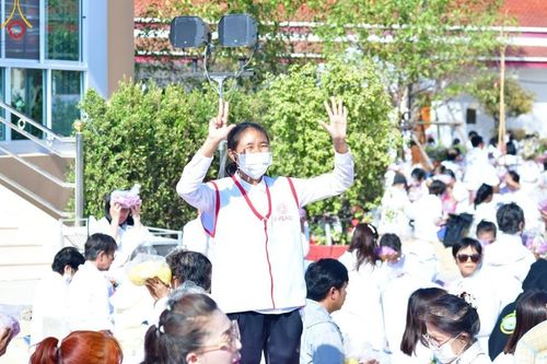 ภาพ No.204012:V.52 สารพัดV สารพัดดี ที่วัดสองพี่น้อง ในโครงการธรรมยาตรา กตัญญูบูชา มหาปูชนียาจารย์ พระมงคลเทพมุนี(สด จนฺทสโร) พระผู้ปราบมาร อนุสรณ์สถาน 7 แห่ง ปีที่ 13 ระหว่างวันที่ 2-31 มกราคม พ.ศ. 2568