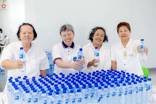 ภาพ No.242233:วันที่ ๒๙ - ๓๑ สิงหาคม พ.ศ. ๒๕๖๘ สัมมนารวมใจผู้นำบุญ บูชาธรรม ๘๑ ปี  หลวงพ่อธัมมชโย รุ่นที่ ๒ กฐินสามัคคีทั่วไทย ๓๐,๐๐๐ วัด โครงการอุปสมบทบูชาธรรมมหาปูชนียาจารย์  ๓,๐๐๐ รูป