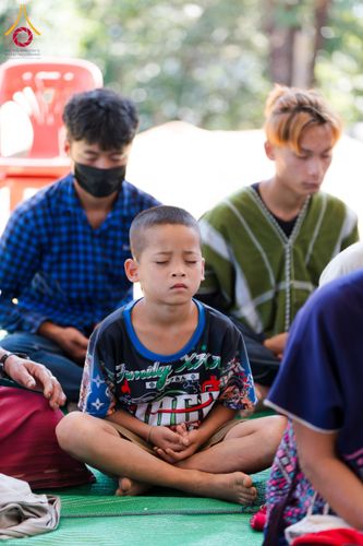 ภาพ No.175618:พิธีทอดกฐิน วัดพระธรรมจาริกบ้านต่อปล้าคี ตำบลแม่สอง อำเภอท่าสองยาง จังหวัดตาก ในโครงการกฐินสามัคคีทั่วไทย 30,000 วัด บูชาธรรม 80 ปี หลวงพ่อธัมมชโย โดยคณะศิษยานุศิษย์วัดพระธรรมกาย วันที่ 15 พฤศจิกายน พ.ศ. 2567