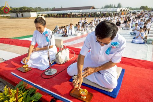 ภาพ No.230148:วันเสาร์ที่ 28 มิถุนายน พ.ศ. 2568 พิธีถวายสังฆทาน 323 วัด 4 จังหวัดชายแดนใต้ ปีที่ 21 ครั้งที่ 178 พิธีมอบกองทุนหนุนแรงใจช่วยครูใต้ ปีที่ 18 ครั้งที่ 142 ณ ศูนย์อบรมเยาวชนจังหวัดปัตตานี