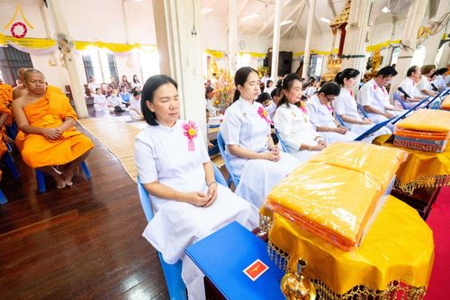 ภาพ No.197276:พิธีทอดผ้าป่าทำนุบำรุงศาสนสถาน ณ วัดอัมพวัน ตำบลบางม่วง อำเภอบางใหญ่ จังหวัดนนทบุรี ในโครงการธรรมยาตรา กตัญญูบูชา มหาปูชนียาจารย์ พระมงคลเทพมุนี(สด จนฺทสโร) พระผู้ปราบมาร อนุสรณ์สถาน 7 แห่ง ปีที่ 13 วันที่ 17 มกราคม พ.ศ. 2568