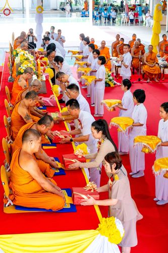 ภาพ No.86660:พิธีเจริญพระพุทธมนต์ถวายพระพรชัยมงคลแด่ สมเด็จพระนางเจ้าสิริกิติ์ พระบรมราชินีนาถ พระบรมราชชนนีพันปีหลวง พระบาทสมเด็จพระวชิรเกล้าเจ้าอยู่หัว และสมเด็จพระนางเจ้าฯ พระบรมราชินี วันจันทร์ที่ ๒๘ สิงหาคม พ.ศ. ๒๕๖๖ ณ มณฑลพิธีฯ อาคารโถงช้างฯ วัดพระธรรมกาย