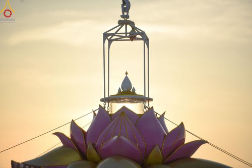 ภาพ No.211622:วันอาทิตย์ที่ 16 มีนาคม พ.ศ. 2568 พิธีอัญเชิญพระบรมสารีริกธาตุ ประดิษฐาน ณ ปทุมเจดีย์ ศูนย์อบรมเยาวชนปัตตานี