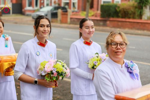 ภาพ No.175320:พิธีทอดกฐิน วัดพระธรรมกายแมนเชสเตอร์ เอดจลีย์ สต็อคพอร์ต ประเทศอังกฤษ ในโครงการกฐินสามัคคีทั่วไทย 30,000 วัด บูชาธรรม 80 ปี หลวงพ่อธัมมชโย โดยคณะศิษยานุศิษย์วัดพระธรรมกาย วันที่ 10 พฤศจิกายน พ.ศ. 2567