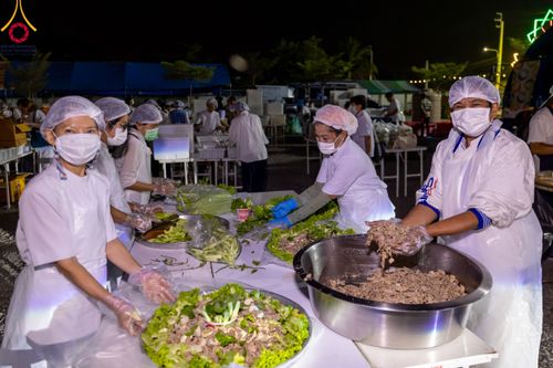 ภาพ No.115629:พิธีถวายภัตตาหารเป็นสังฆทาน แด่คณะพระธรรมยาตรา ปีที่ 12 วันที่ 20 มกราคม พ.ศ. 2567 ณ วัดโบสถ์(บน) บางคูเวียง จ.นนทบุรี