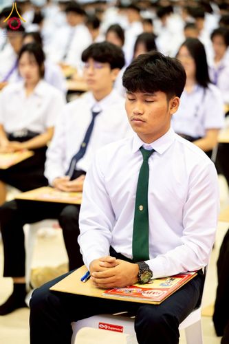 ภาพ No.273290:วันที่ 23 พฤศจิกายน พ.ศ. 2568 การสอบตอบปัญหาธรรมะ ทางก้าวหน้า "ระดับอุดมศึกษา" ณ ห้องแก้วสารพัดนึก 1 สภาธรรมกายสากล วัดพระธรรมกาย จ.ปทุมธานี