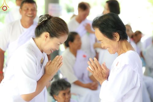 ภาพ No.154996:โครงการอุบาสกแก้ว อุบาสิกาแก้ว รุ่นที่ 2 ตัวแทนทอดกฐินสามัคคีทั่วไทย 30,000 วัด บูชาธรรม 80 ปี หลวงพ่อธัมมชโย จังหวัดบุรีรัมย์ ระหว่างวันที่ 13-15 กันยายน พ.ศ. 2567