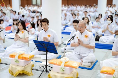 ภาพ No.228211:วันอาทิตย์ที่ 1 มิถุนายน พ.ศ.2568 พิธีถวายมหาสังฆทานพระ 100 รูป สโมสรซุปเปอร์คิดส์ ปีที่ 6 ณ ห้อง SPD 8 สภาธรรมกายสากล วัดพระธรรมกาย