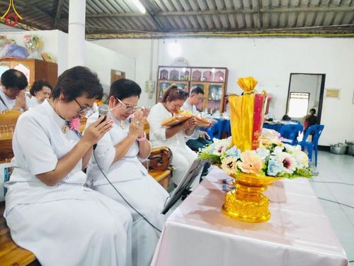 ภาพ No.163894:โครงการกฐินสามัคคีทั่วไทย 30,000 วัด บูชาธรรม 80 ปี หลวงพ่อธัมมชโย โดย คณะศิษยานุศิษย์วัดพระธรรมกาย ณ วัดโพธิ์พิทักษ์ จ.ชัยนาท วันที่ 20 ตุลาคม พ.ศ. 2567