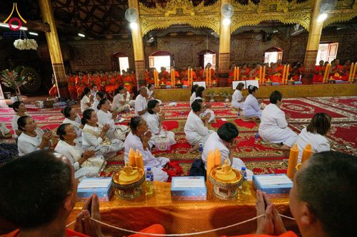 ภาพ No.144342:พิธีถวายเทียนพรรษา, พิธีสืบชะตาหลวง, พิธีถวายสังฆทาน และ พิธีถวายทุนการศึกษา บูชาธรรม ๘๐ ปี พระครูบาไชยบูลย์ ธัมมชโย วันจันทร์ที่ ๑๕ กรกฏาคม พ.ศ. ๒๕๖๗ ณ วัดราชฐานหลวงหัวข่วง เมืองเชียงตุง สาธารณรัฐแห่งสหภาพเมียนมาร์