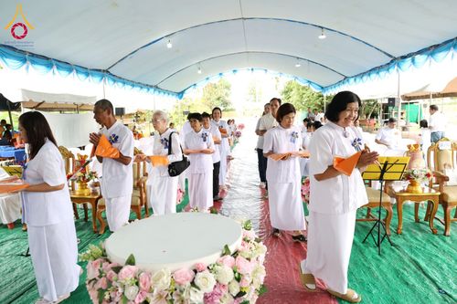 ภาพ No.181812:พิธีทอดกฐินสามัคคี เพื่อสร้างหอฉันคุณยายอาจารย์ฯ วันอาทิตย์ที่ 27 ตุลาคม พ.ศ. 2567 ณ ศูนย์ปฏิบัติธรรมนานาชาติสะเดา อ.สะเดา จ.สงขลา