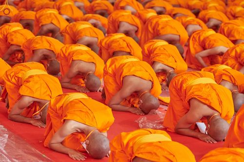 ภาพ No.67996:พิธีบรรพชาสามเณรธรรมทายาท ณ บรมพุทโธ ประเทศอินโดนีเซีย วันที่ 17 ธันวาคม พ.ศ. 2565