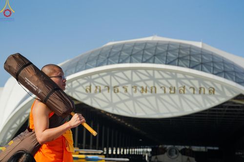 ภาพ No.188416:พิธีต้อนรับพระธรรมยาตรา ในโครงการธรรมยาตรา กตัญญูบูชา มหาปูชนียาจารย์ พระมงคลเทพมุนี(สด จนฺทสโร) พระผู้ปราบมาร อนุสรณ์สถาน 7 แห่ง ปีที่ 13 วันที่ 2 มกราคม พ.ศ. 2568 ณ วัดพระธรรมกาย จ.ปทุมธานี