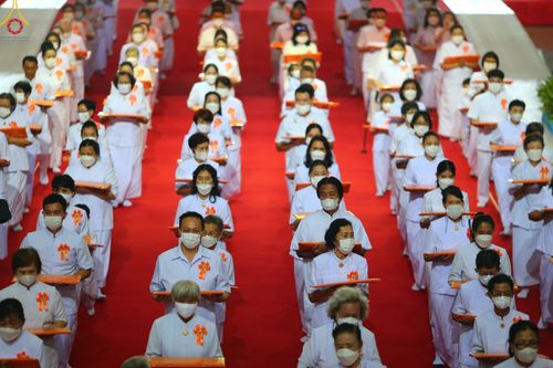 ภาพ No.88943:พิธีทอดผ้าป่าสมทบกฐินครั้งที่ 2 วันศุกร์ที่ 29 กันยายน พ.ศ. 2566 วันเพ็ญขึ้น 15 ค่ำ เดือน 10 ณ ห้องแก้วสารพัดนึก 1 วัดพระธรรมกาย