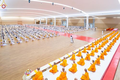 ภาพ No.136874:พิธีถวายหนังสือธรรมะ บาลี นักธรรม ทางก้าวหน้า ณ ห้องแก้วสารพัดนึก 2 วัดพระธรรมกาย วันเสาร์ที่ 11 พฤษภาคม พ.ศ. 2567