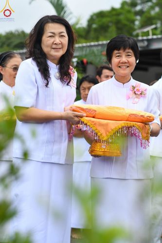 ภาพ No.96150:กฐินสามัคคี ฉลองวิหารพระมงคลเทพมุนี (สด จนฺทสโร) ณ ศูนย์ปฏิบัติธรรมภาคใต้ อ.บางกล่ำ จ.สงขลา วันที่ 19 พฤศจิกายน พ.ศ. 2566