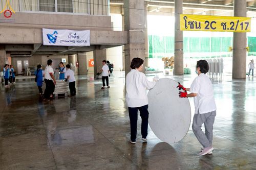 ภาพ No.220768:วันที่ 24-25 เมษายน พ.ศ. 2568 การเก็บงาน ผ้ารับประเคน ผ้าระบาย โต๊ะ เก้าอี้  ภายหลังงานวันคุ้มครองโลก ณ วัดพระธรรมกาย