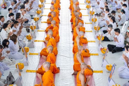 ภาพ No.84202:พิธีขอบรรพชา , พิธีขอสรณคมน์และศีล ,  พิธีรับบาตร , พิธีอุปสมบท ในโครงการบรรพชาอุปสมบทหมู่ธรรมทายาทรุ่นเข้าพรรษา และโครงการบรรพชาสามเณรโรงเรียนนานาชาติ รุ่นที่ 12 ณ โบสถ์พระไตรปิฎก วัดพระธรรมกาย วันที่ 22 กรกฎาคม พ.ศ. 2566