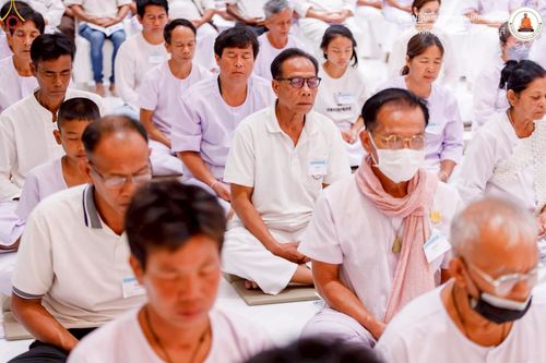 ภาพ No.247738:วันที่ 12-14 กันยายน พ.ศ. 2568 โครงการอบรม อุบาสกแก้ว อุบาสิกาแก้ว รุ่นที่ 1 ณ ศูนย์ปฏิบัติธรรมพระมงคลเทพมุนี อ.สองพี่น้อง จ.สุพรรณบุรี