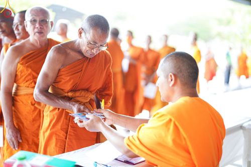 ภาพ No.123875:พิธีถวายสังฆทาน 323 วัด 4 จังหวัดชายแดนภาคใต้ ครั้งที่ 166 ณ ศูนย์ปฏิบัติธรรมภาคใต้ อ.บางกล่ำ จ.สงขลา วันเสาร์ที่ 17 กุมภาพันธ์ พ.ศ. 2567